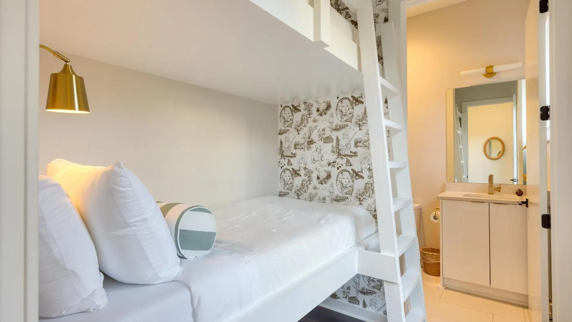 98 Degrees By Avantstay Covered Balcony Lounge Newly Built 4Bdr Home Nashville Holiday home